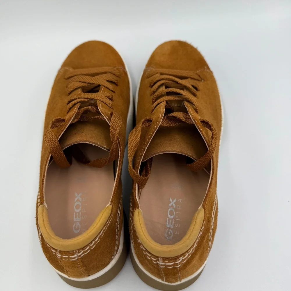 Geox Respira Brown Suede Lace-Up Sneakers – Size 35 (US 5)